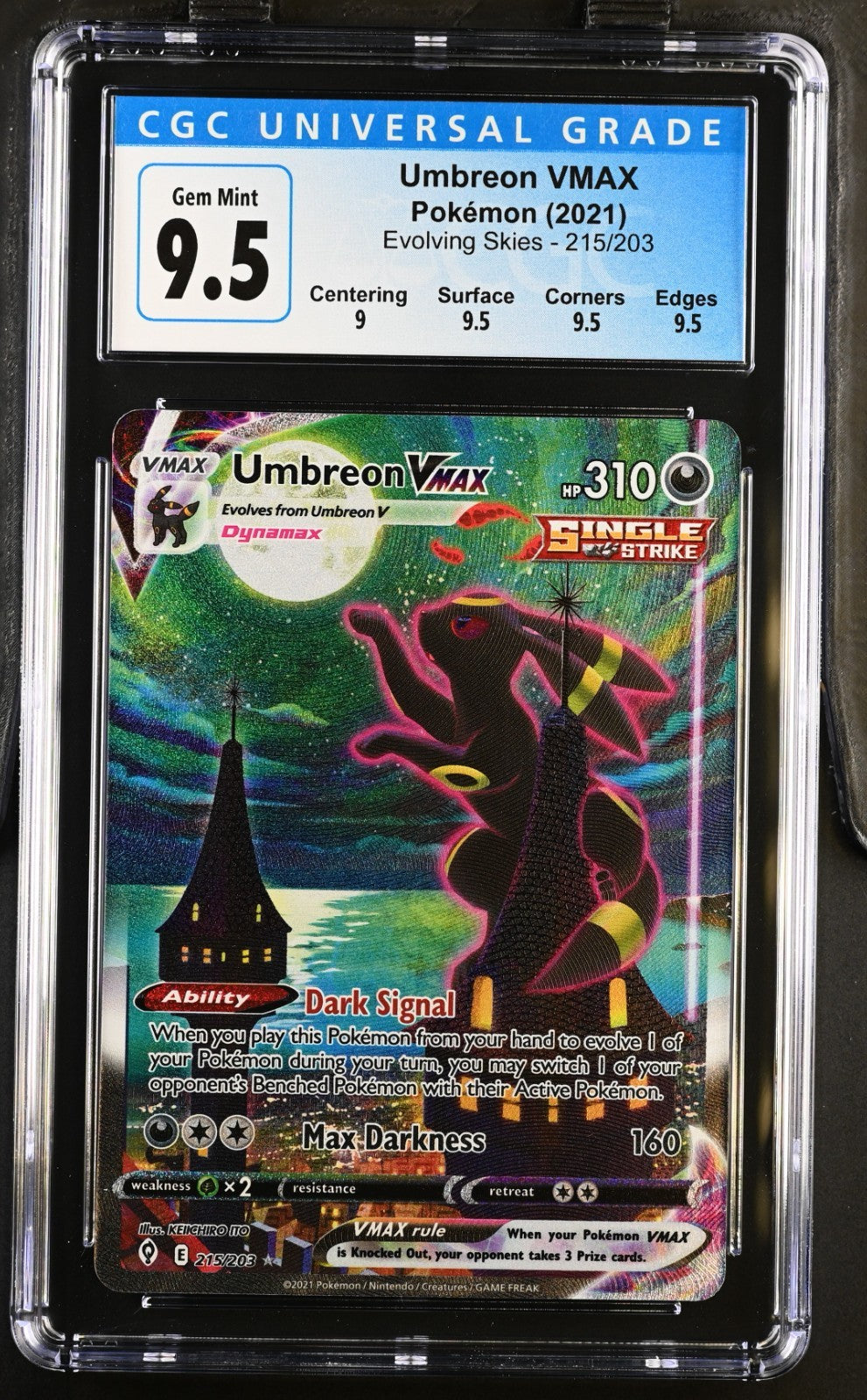 Pokemon Umbreon VMAX 215/203 CGC 9.5 SWSH Evolving Skies 2021